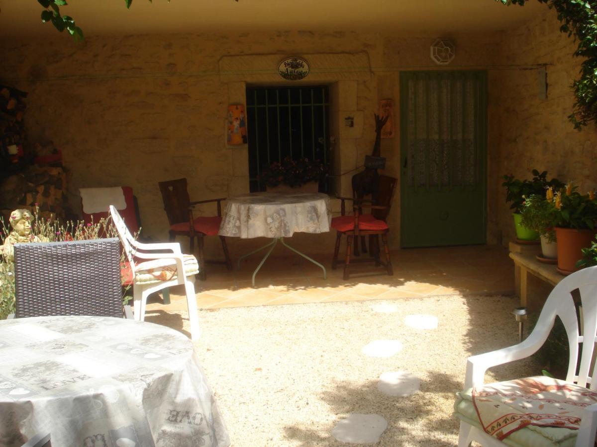Locastillon Exterior foto