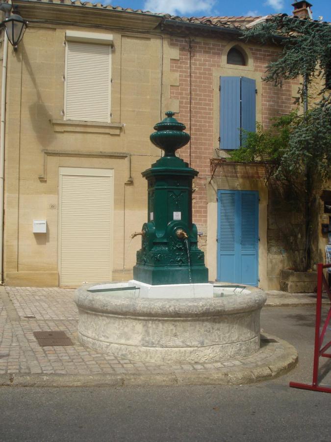 Locastillon Exterior foto
